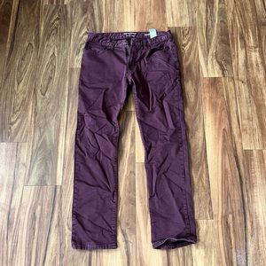 Banana Republic Traveler Jean Slim Fit